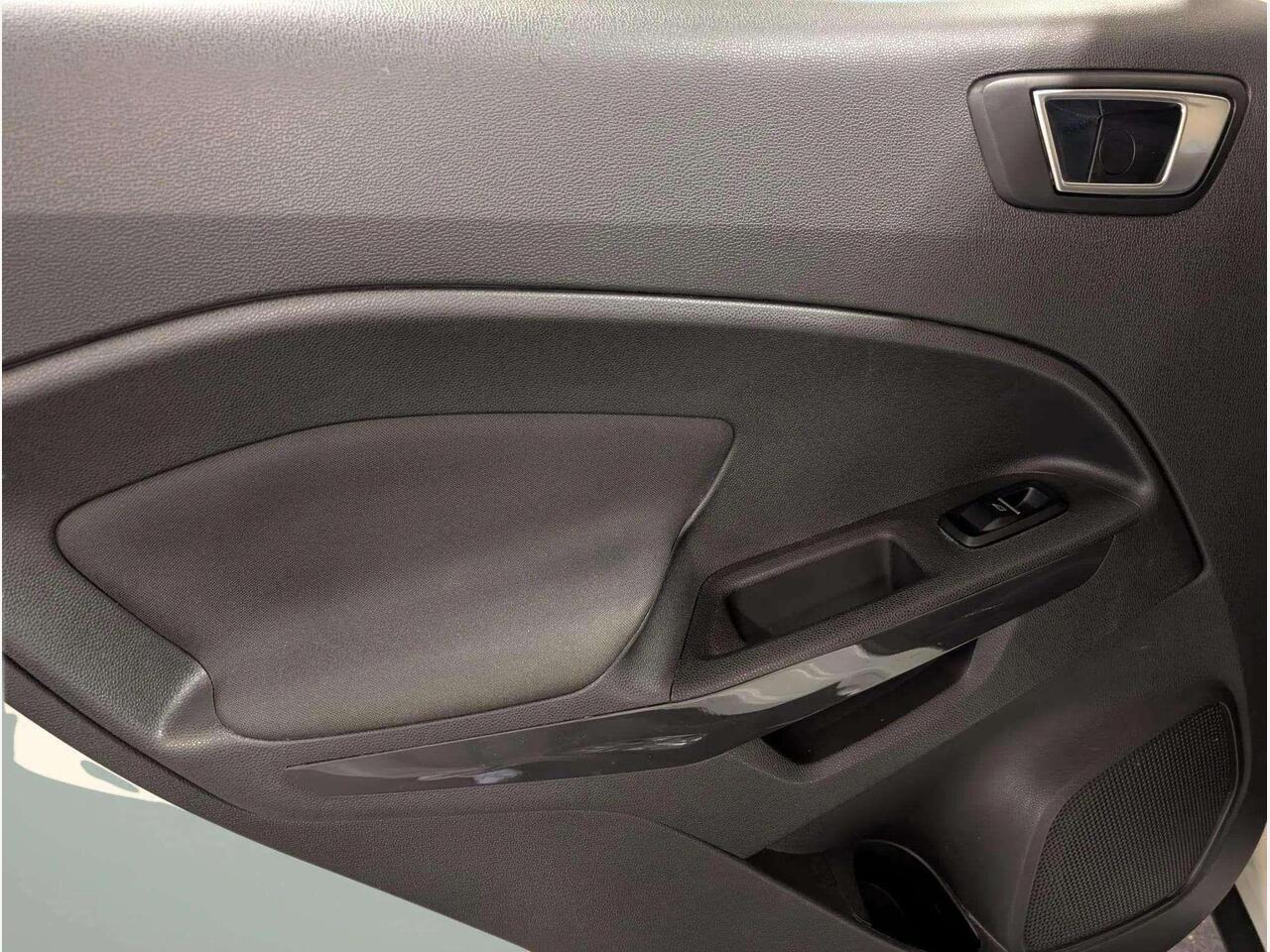 Ford EcoSport CE67XZR Ford EcoSport CE67XZR