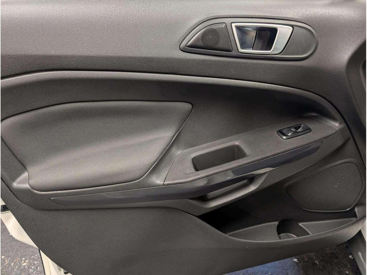 Ford EcoSport CE67XZR Ford EcoSport CE67XZR