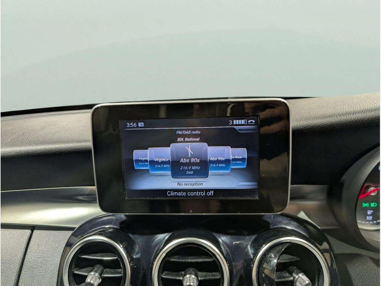 Mercedes-Benz C Class BK64YVU Mercedes-Benz C Class BK64YVU