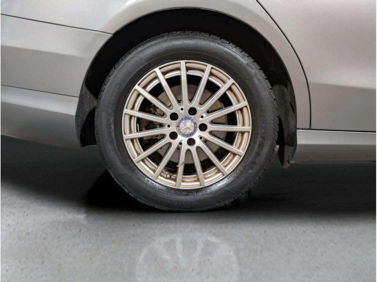 Mercedes-Benz C Class BK64YVU Mercedes-Benz C Class BK64YVU