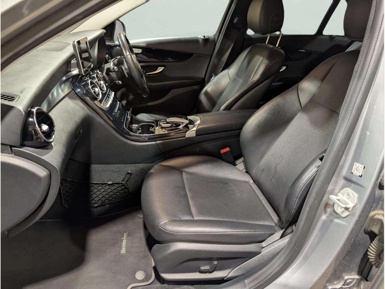 Mercedes-Benz C Class BK64YVU Mercedes-Benz C Class BK64YVU