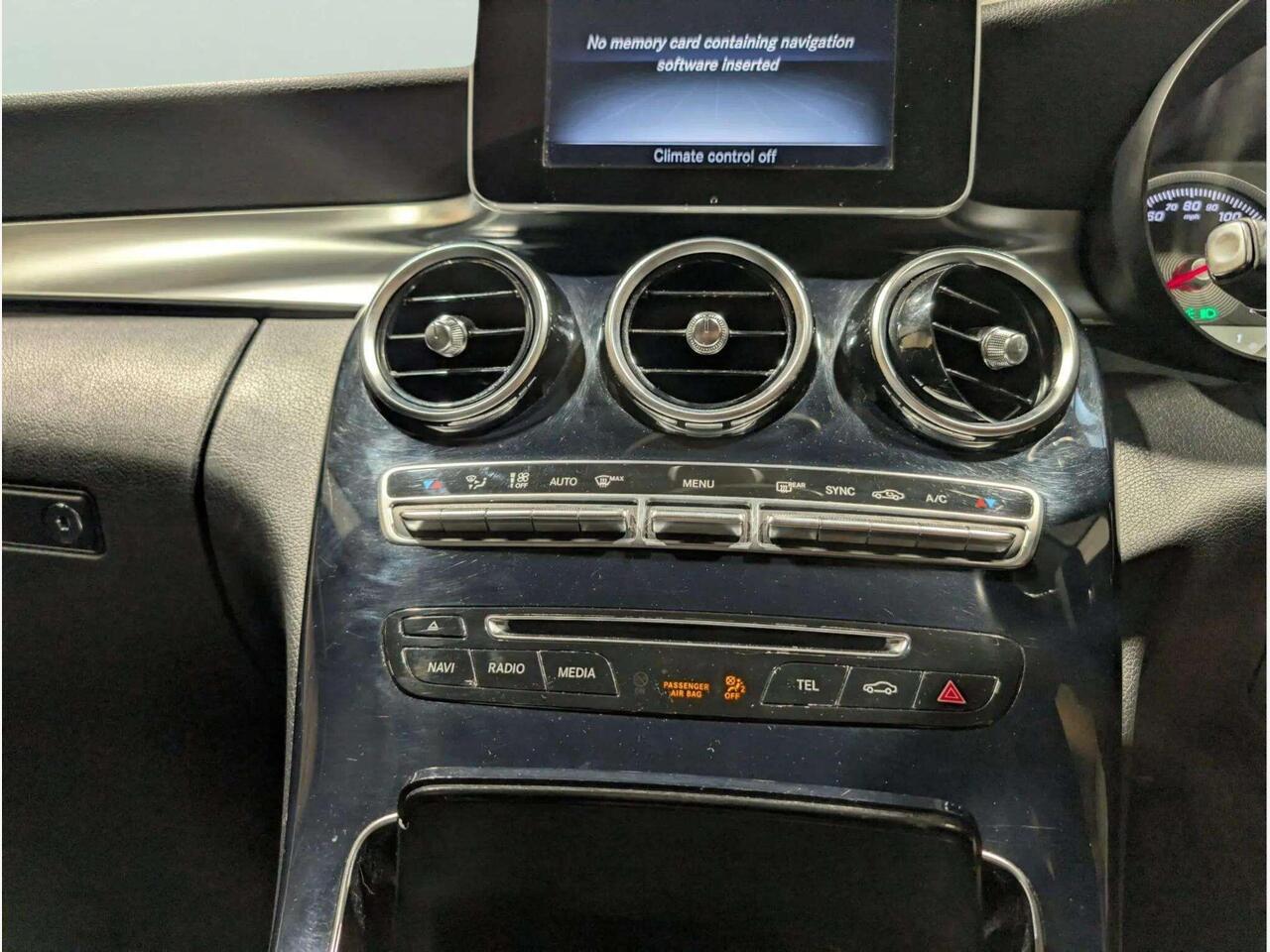 Mercedes-Benz C Class BK64YVU Mercedes-Benz C Class BK64YVU