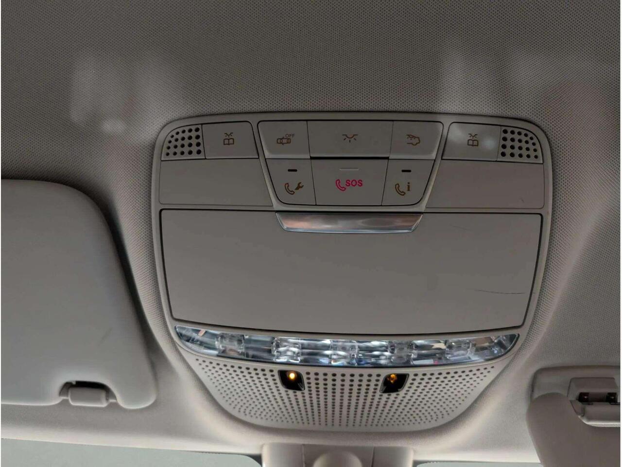 Mercedes-Benz C Class BK64YVU Mercedes-Benz C Class BK64YVU