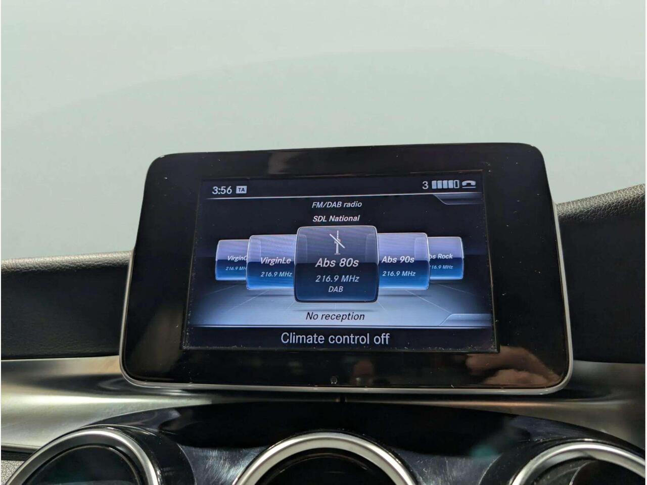 Mercedes-Benz C Class BK64YVU Mercedes-Benz C Class BK64YVU