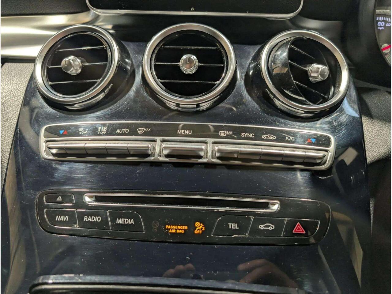 Mercedes-Benz C Class BK64YVU Mercedes-Benz C Class BK64YVU