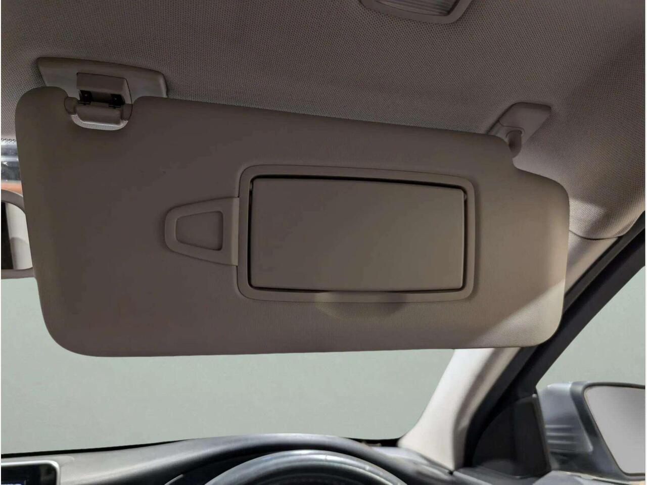 Mercedes-Benz C Class BK64YVU Mercedes-Benz C Class BK64YVU