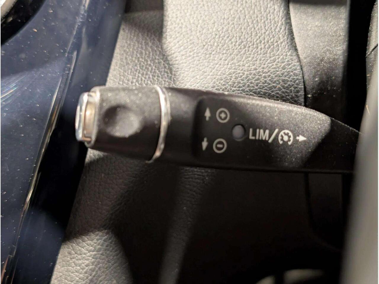 Mercedes-Benz C Class BK64YVU Mercedes-Benz C Class BK64YVU