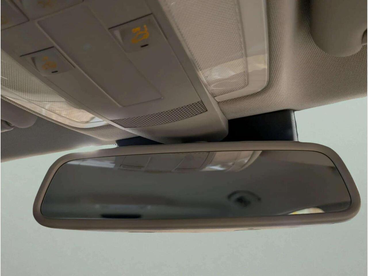 Mercedes-Benz C Class OY61XKO Mercedes-Benz C Class OY61XKO