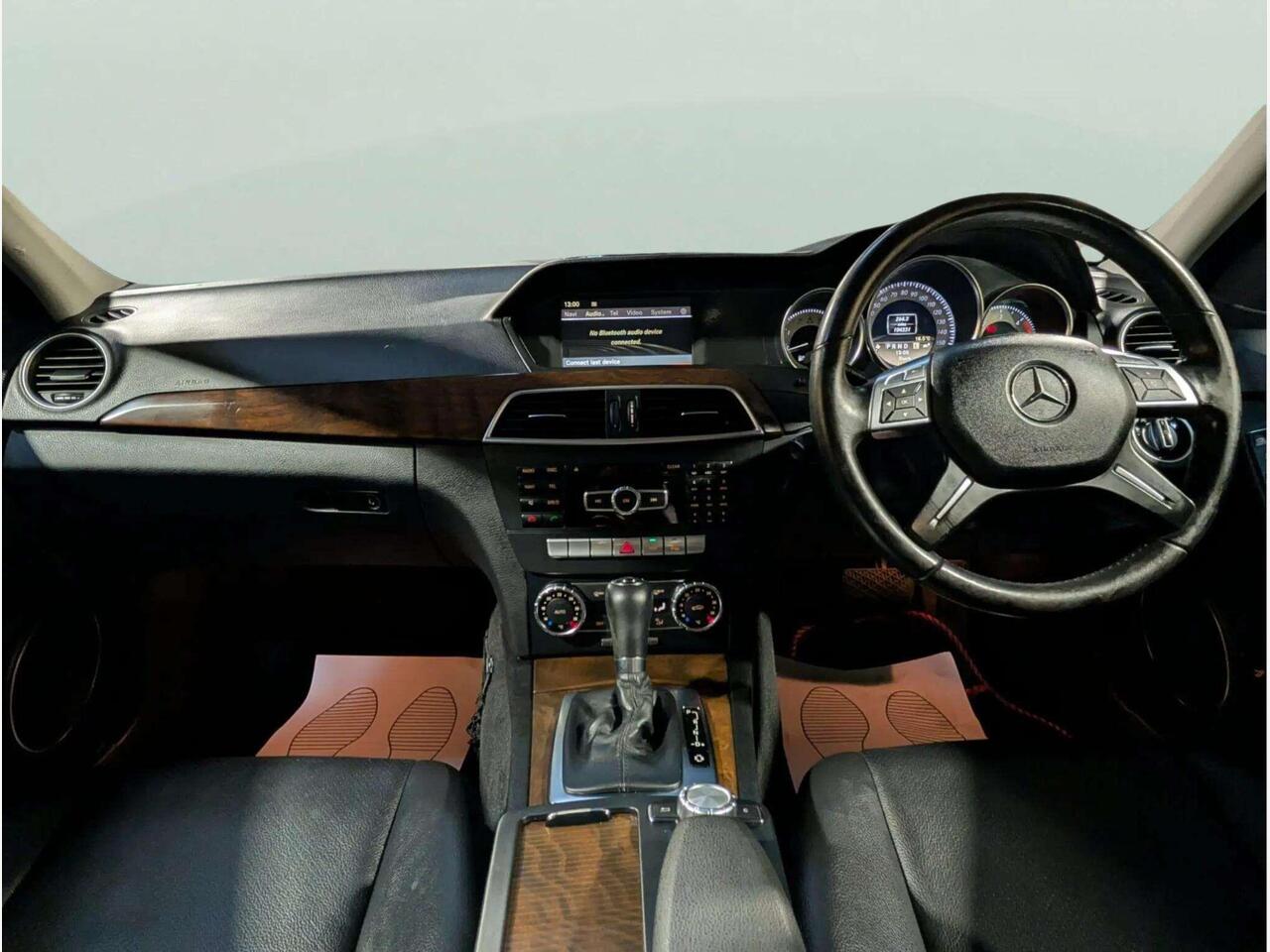 Mercedes-Benz C Class OY61XKO Mercedes-Benz C Class OY61XKO