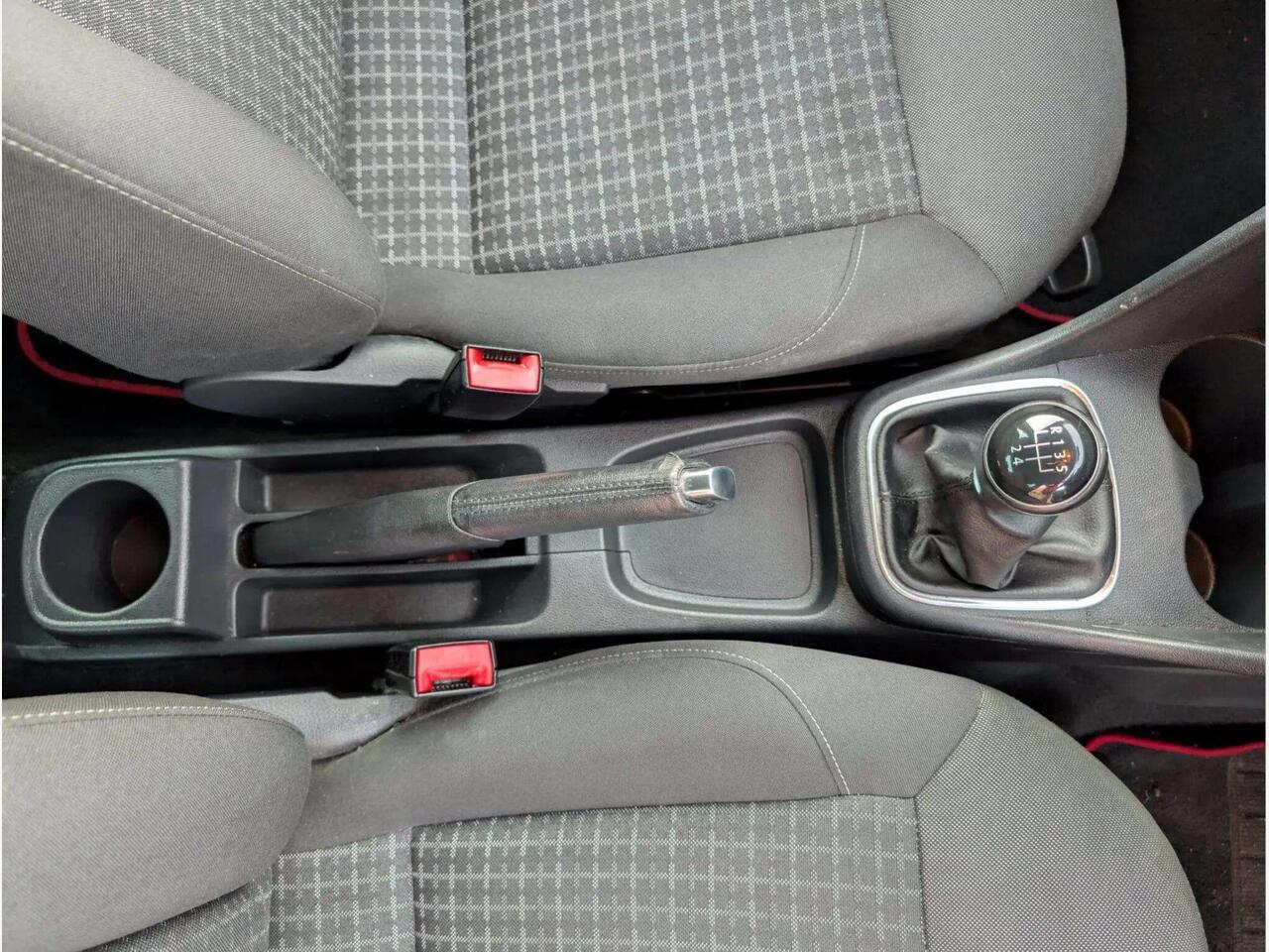 Volkswagen Polo SF16TDT Volkswagen Polo SF16TDT