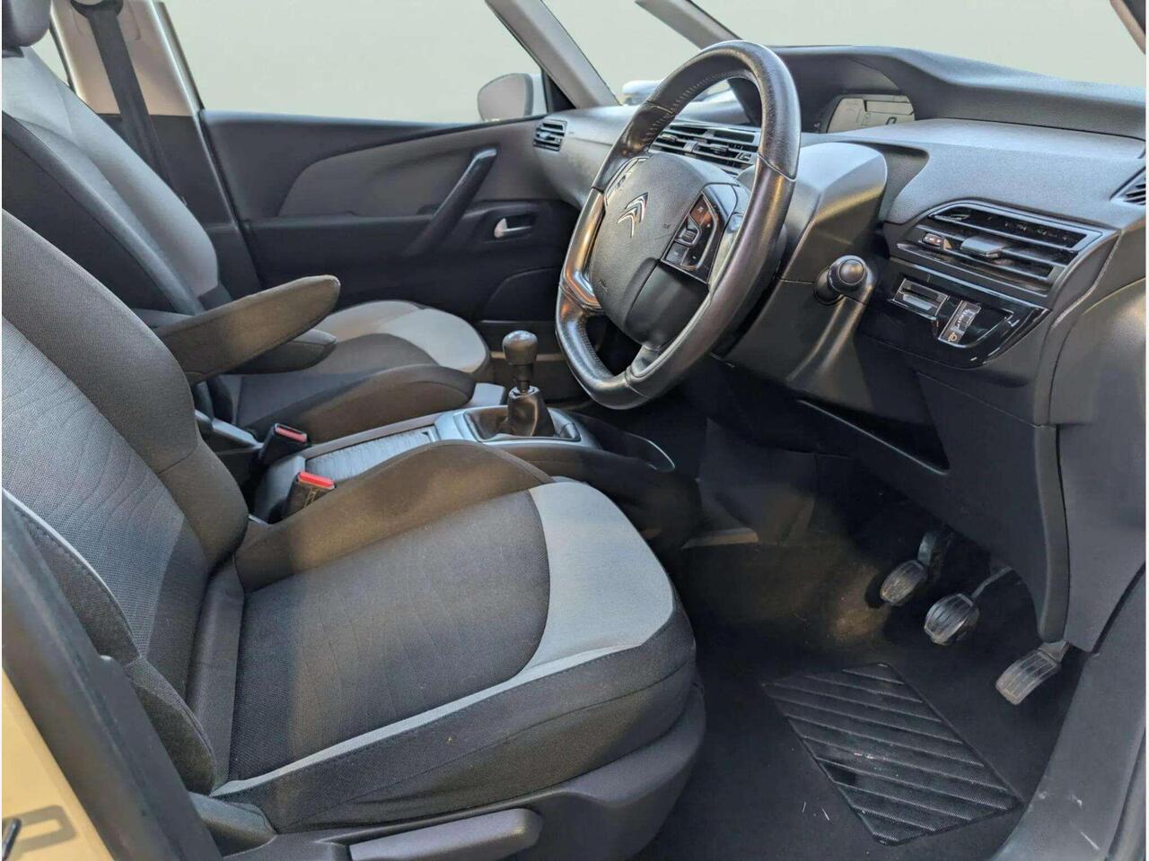 Citroen Grand C4 Picasso KS65RLZ Citroen Grand C4 Picasso KS65RLZ