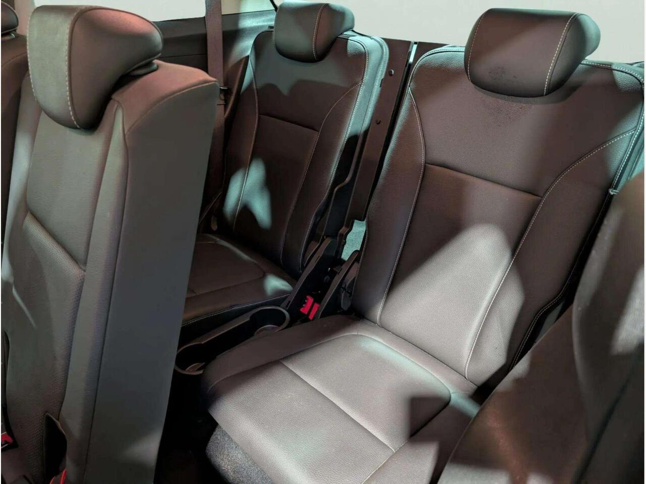 Vauxhall Zafira Tourer JGZ8409