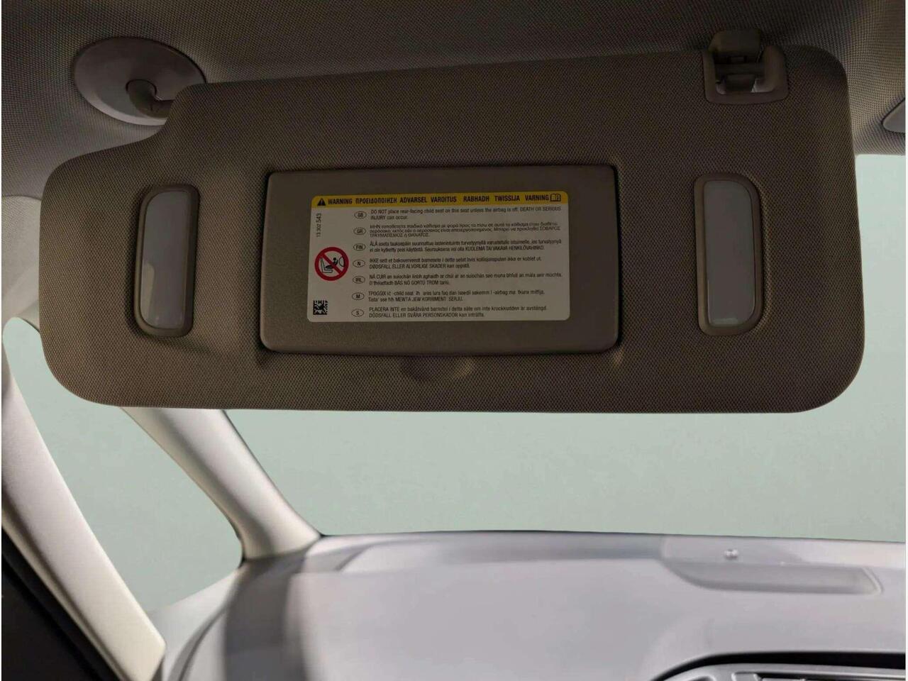 Vauxhall Zafira Tourer JGZ8409