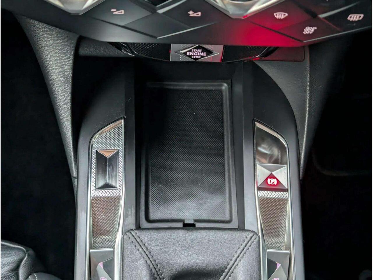 DS AUTOMOBILES DS 3 CROSSBACK KY19JHW