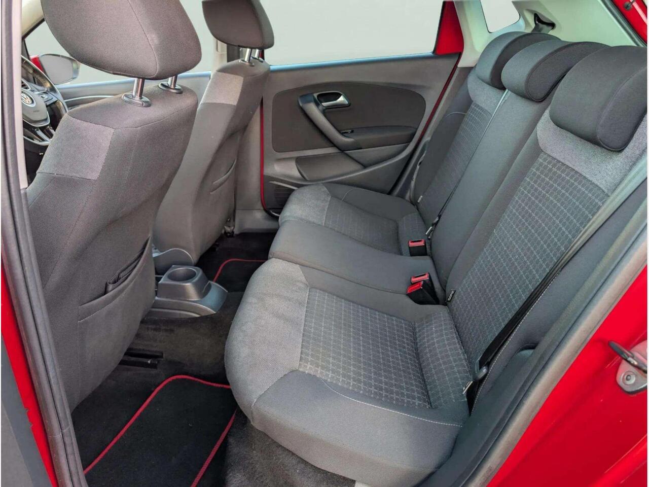 Volkswagen Polo SF16TDT Volkswagen Polo SF16TDT