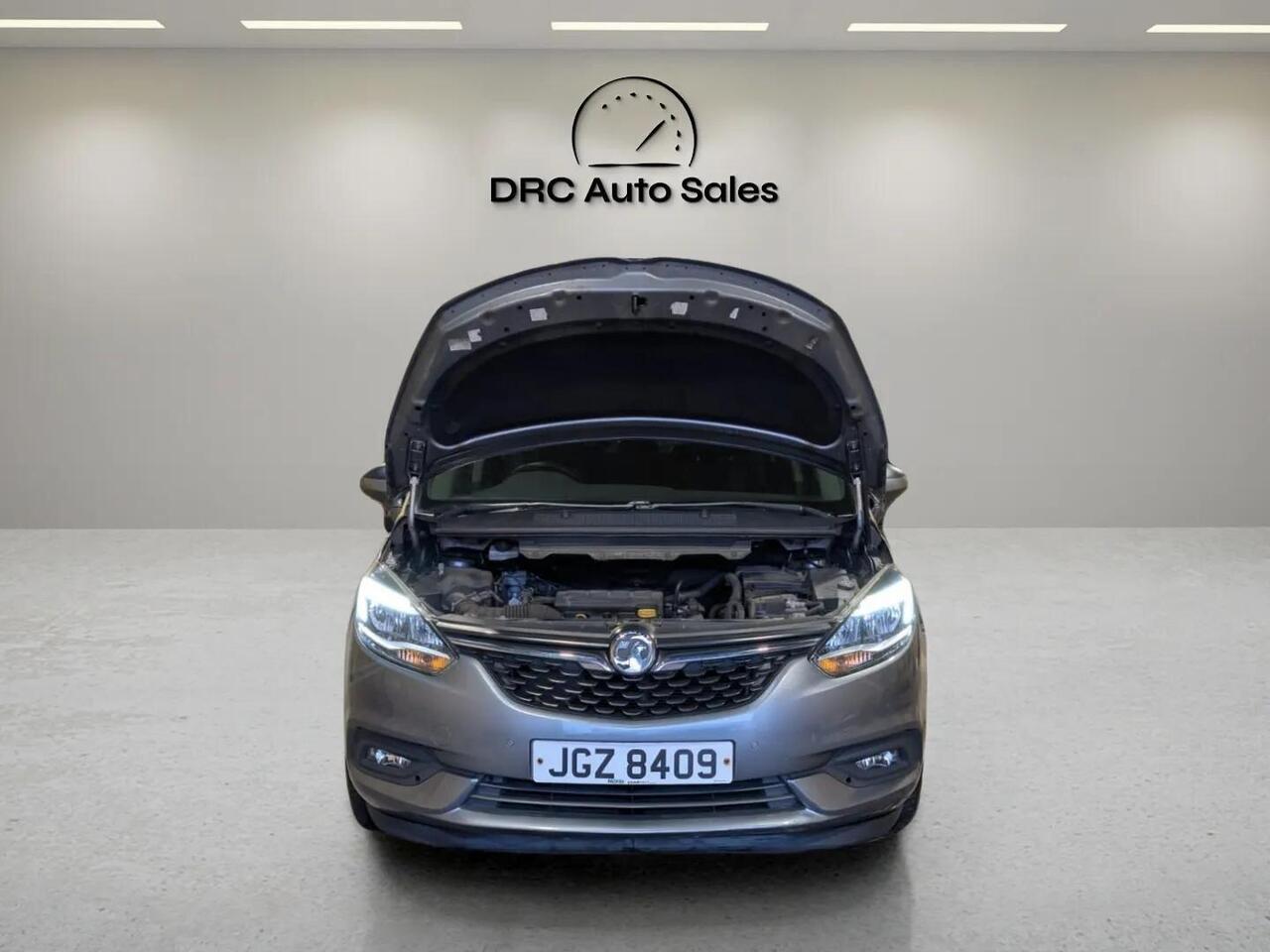 Vauxhall Zafira Tourer JGZ8409