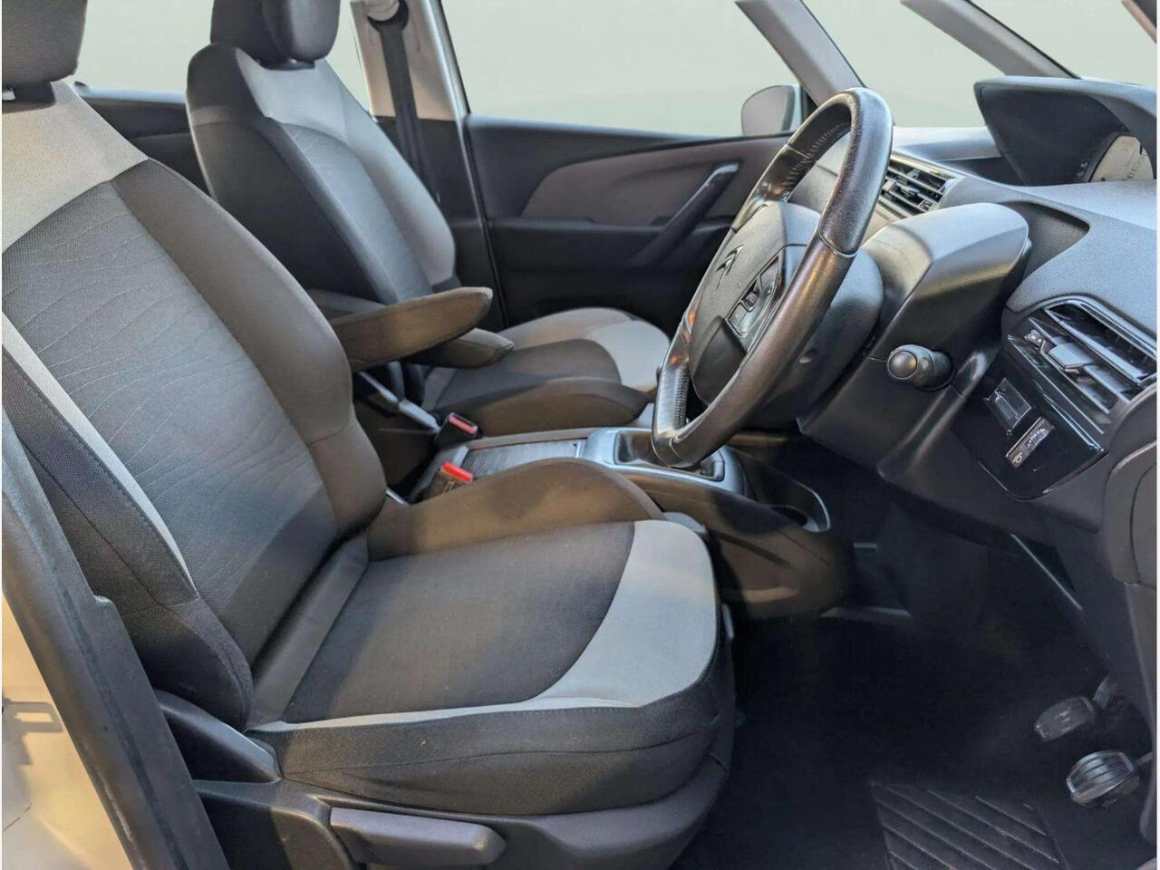 Citroen Grand C4 Picasso KS65RLZ Citroen Grand C4 Picasso KS65RLZ