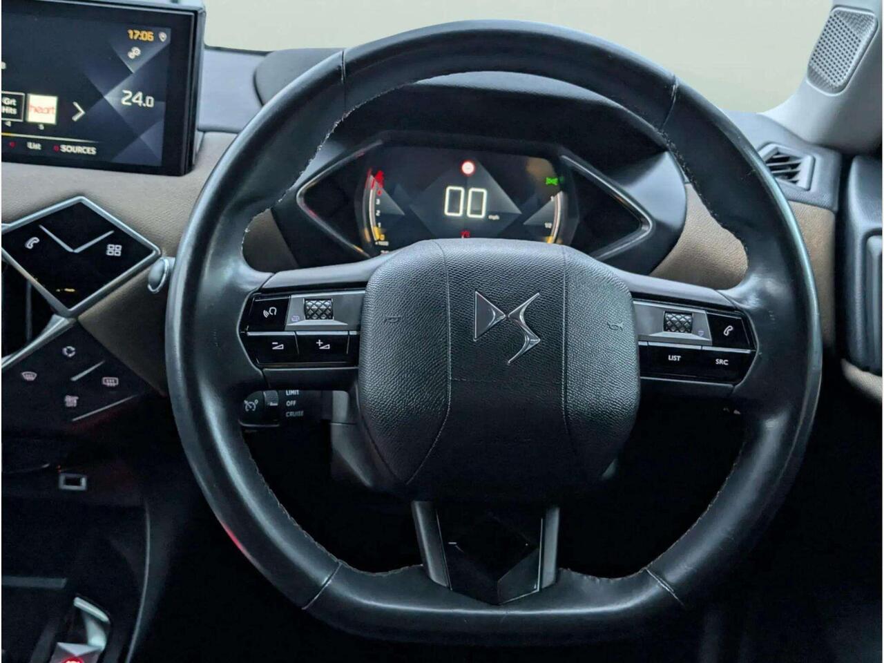 DS AUTOMOBILES DS 3 CROSSBACK KY19JHW