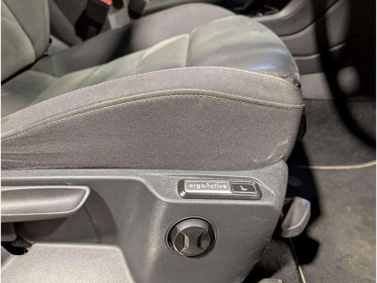 Volkswagen Tiguan KY17PVN