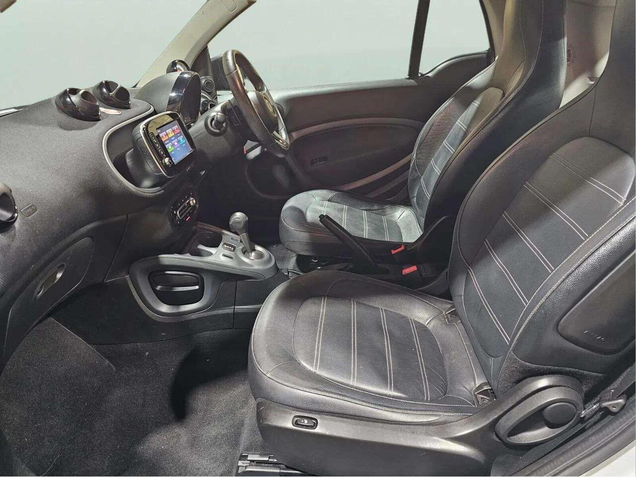 Smart fortwo MW16UZM