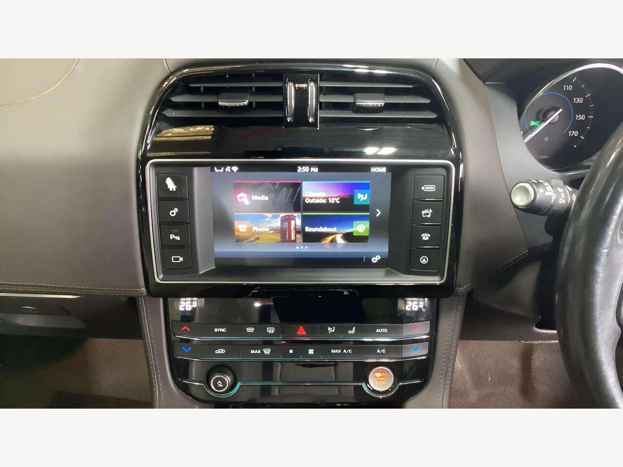 Jaguar F-PACE DU66UCG