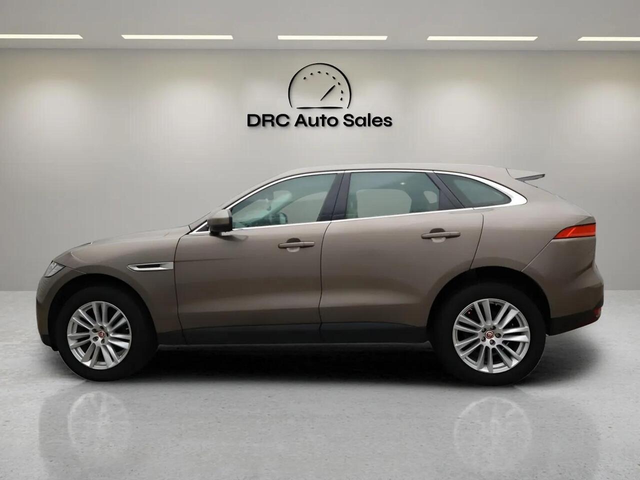 Jaguar F-PACE DU66UCG