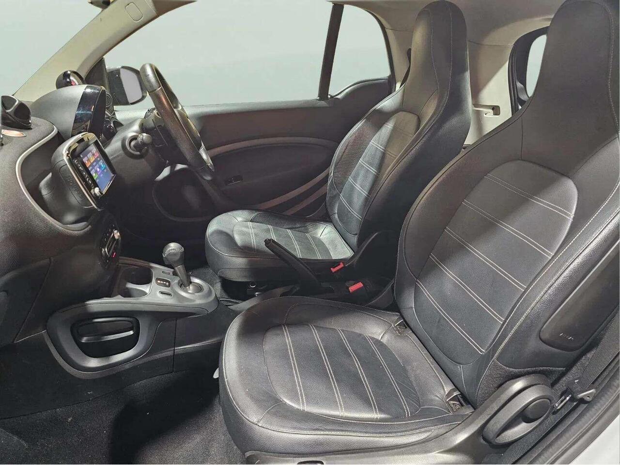 Smart fortwo MW16UZM