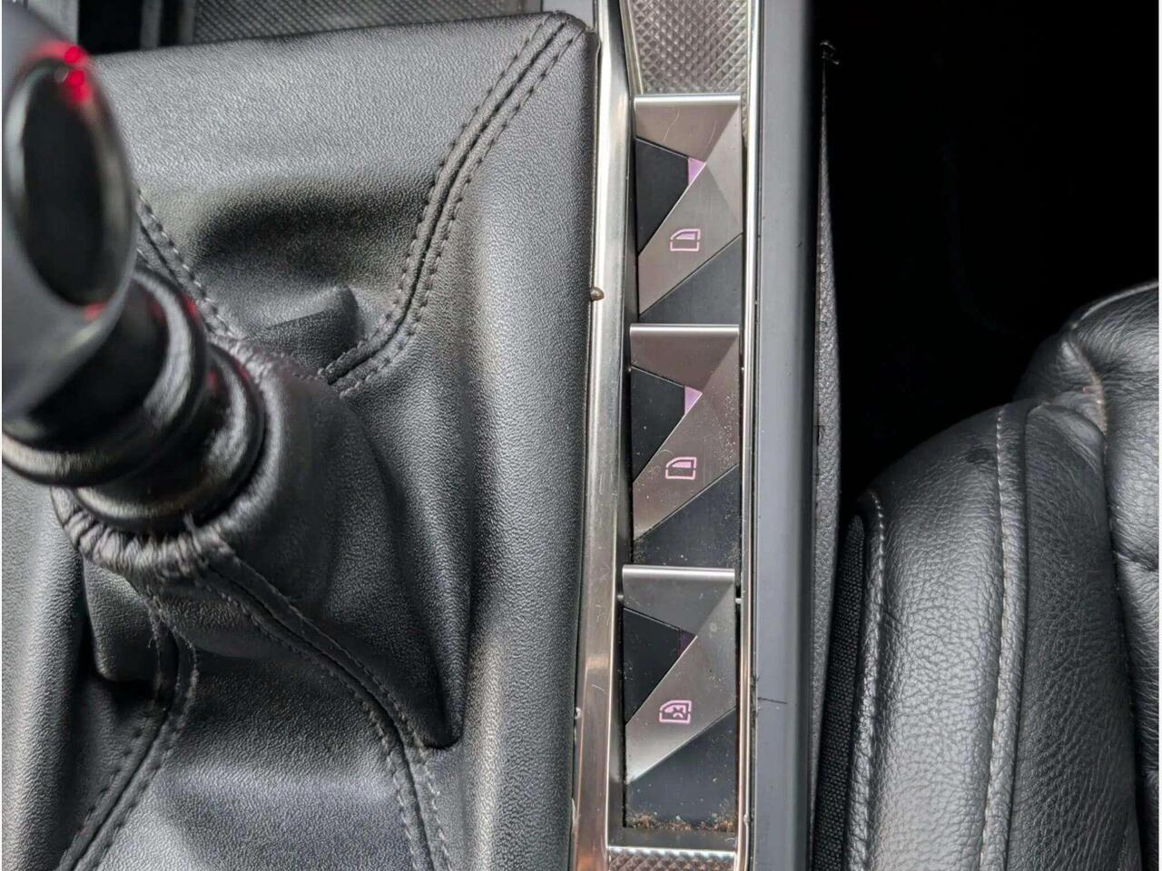 DS AUTOMOBILES DS 3 CROSSBACK KY19JHW DS AUTOMOBILES DS 3 CROSSBACK KY19JHW