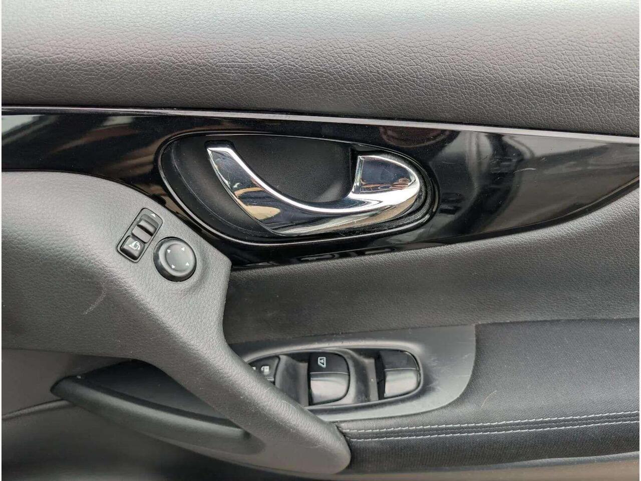 Nissan Qashqai CE17OAV