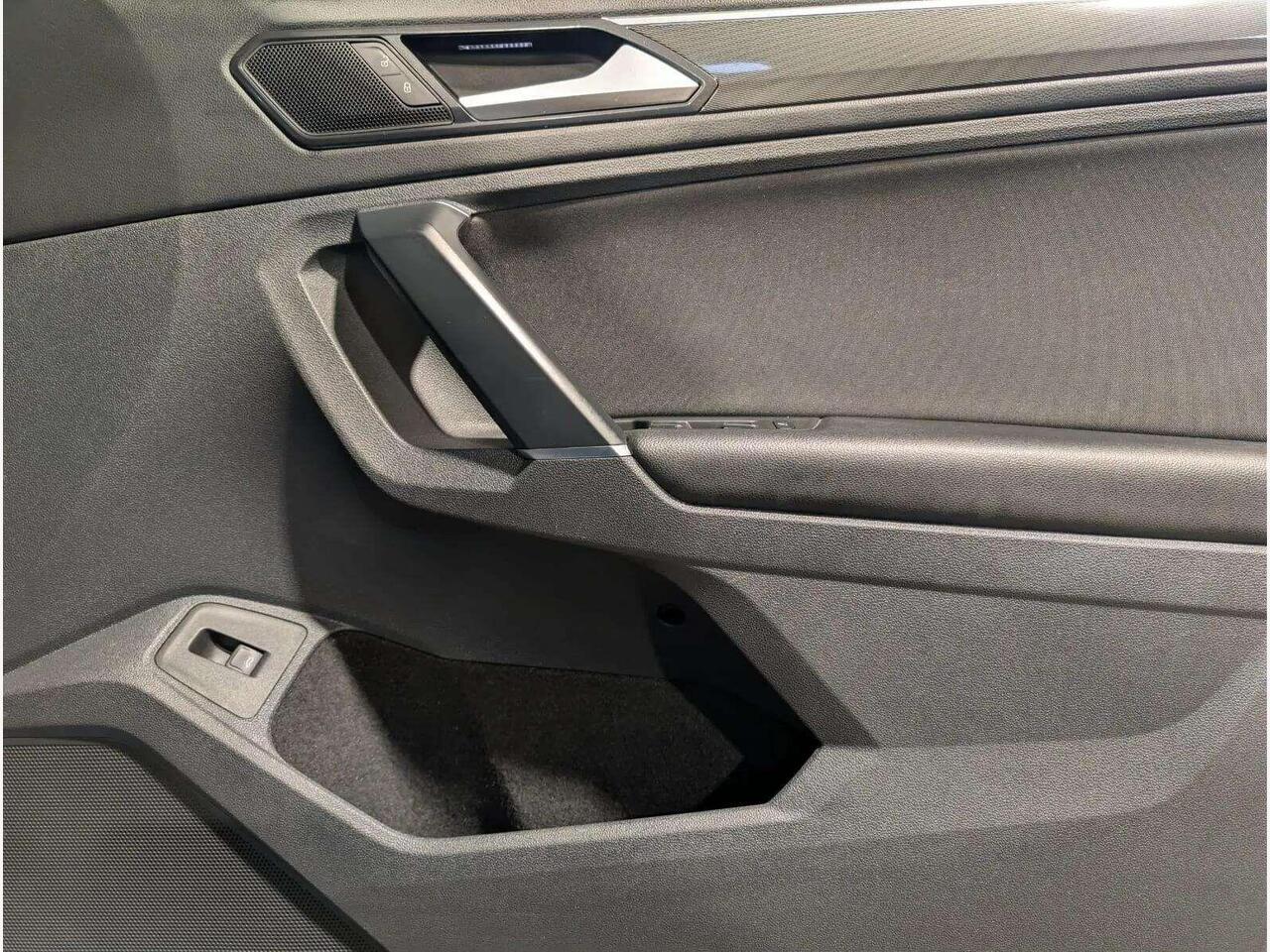 Volkswagen Tiguan KY17PVN