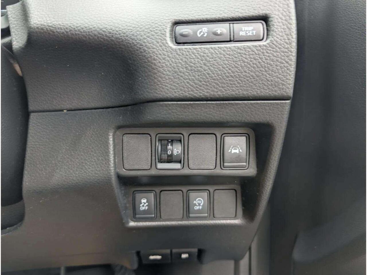 Nissan Qashqai CE17OAV