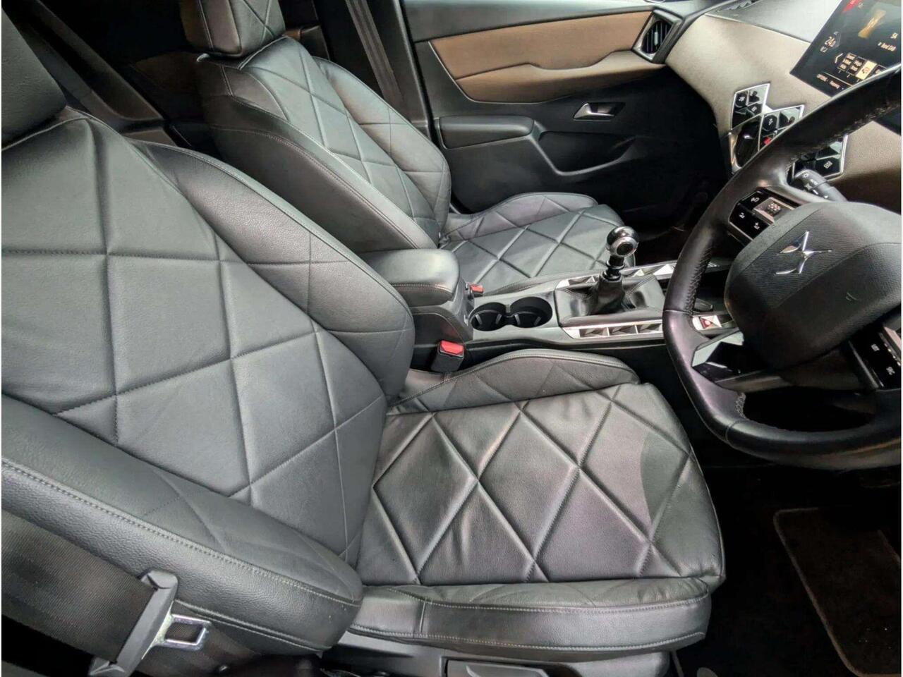 DS AUTOMOBILES DS 3 CROSSBACK KY19JHW DS AUTOMOBILES DS 3 CROSSBACK KY19JHW