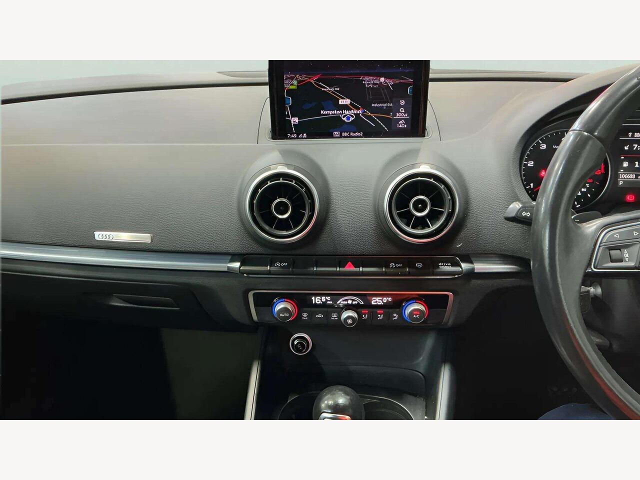 Audi A3 VN67TWV Audi A3 VN67TWV