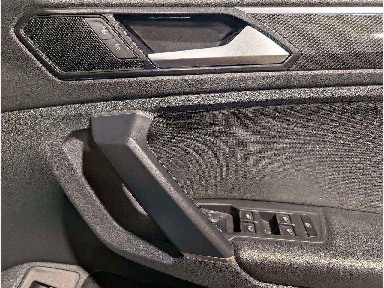 Volkswagen Tiguan KY17PVN