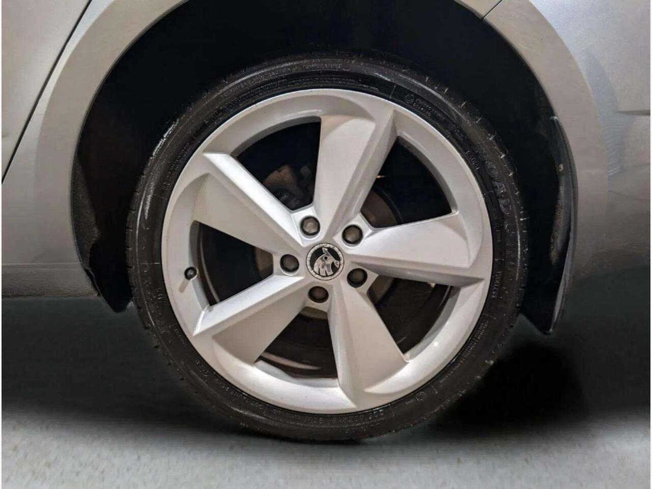 Skoda Octavia FV14HFU