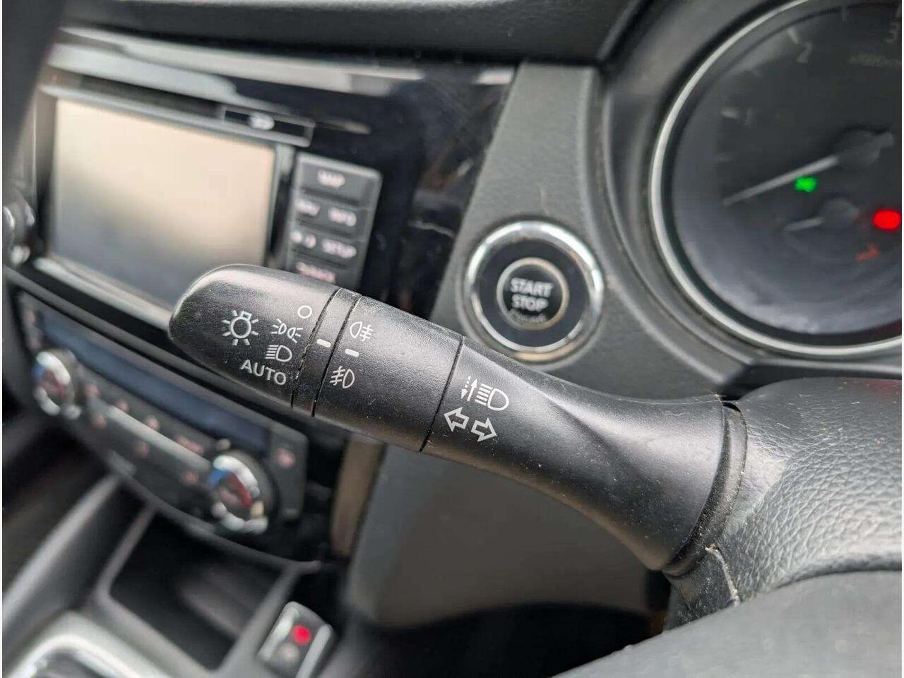 Nissan Qashqai CE17OAV