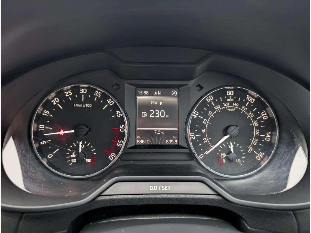 Skoda Octavia FV14HFU