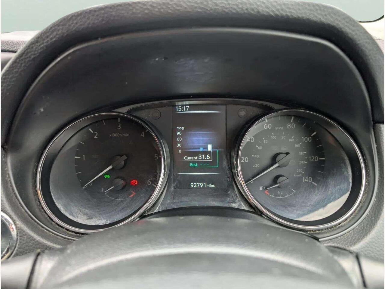 Nissan Qashqai CE17OAV