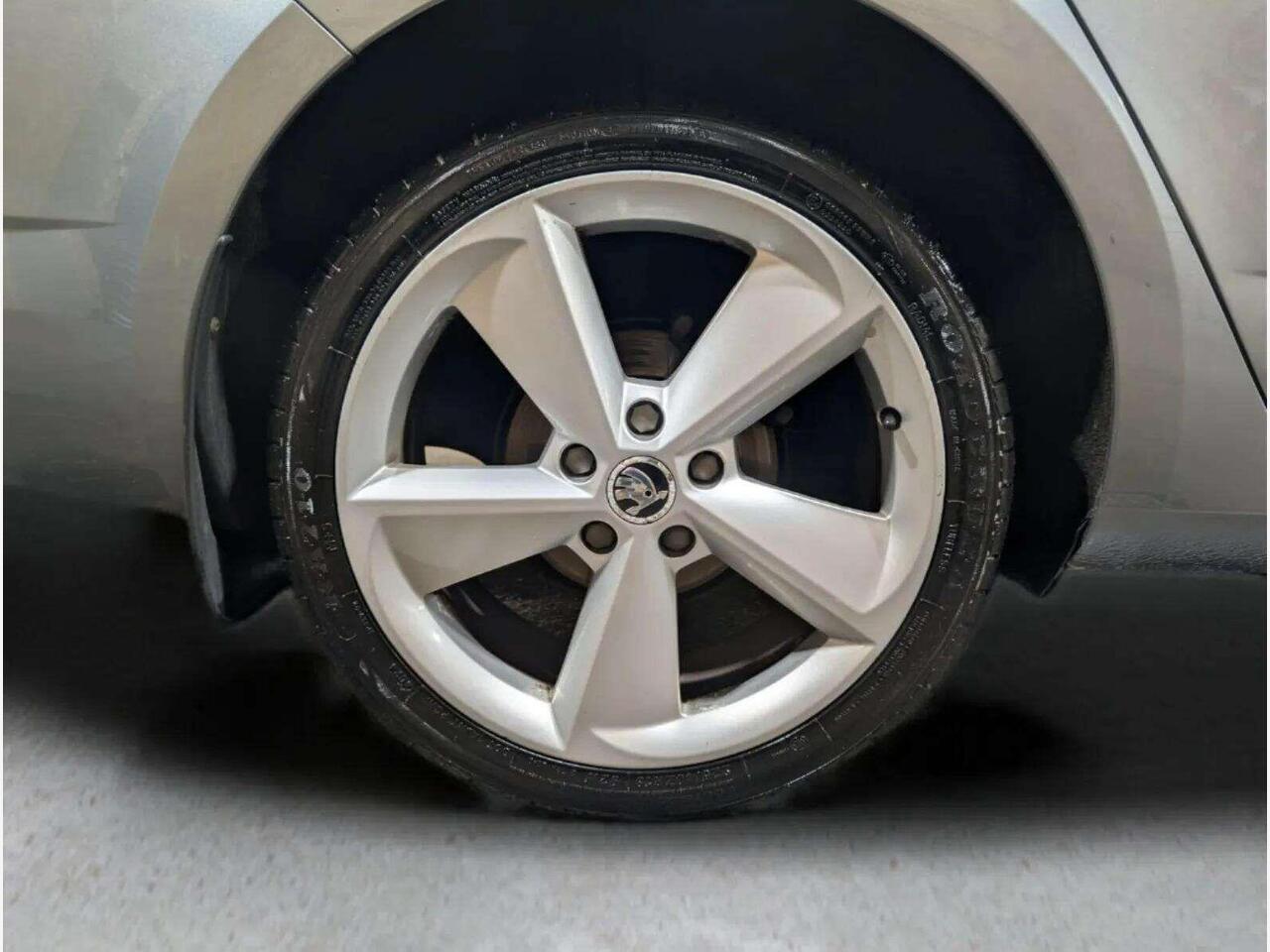 Skoda Octavia FV14HFU