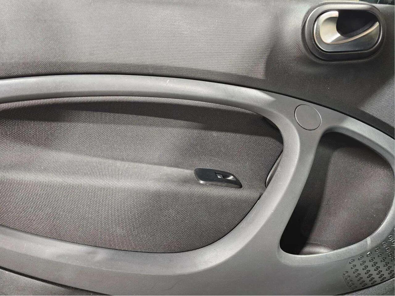 Smart fortwo MW16UZM