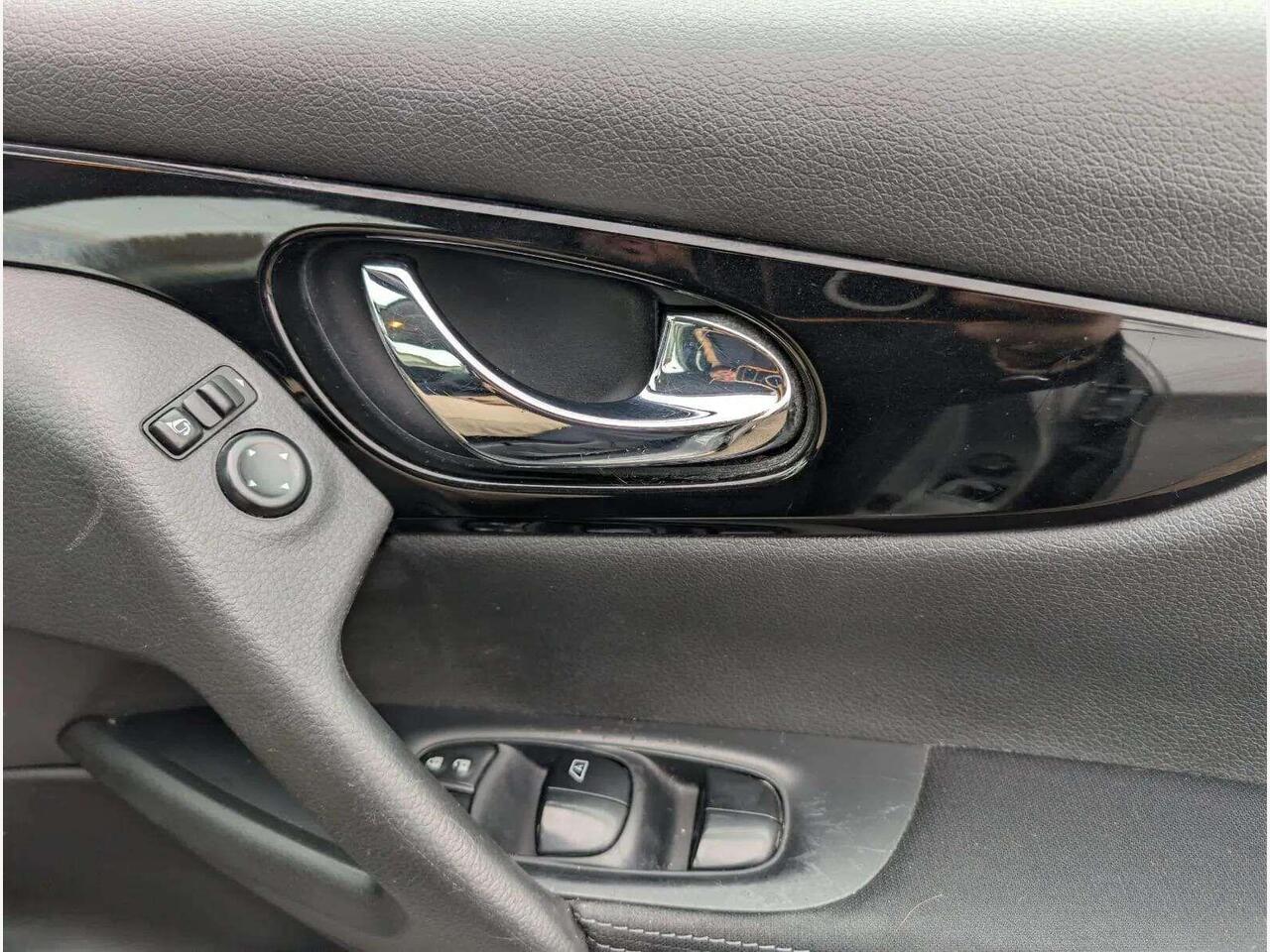 Nissan Qashqai CE17OAV