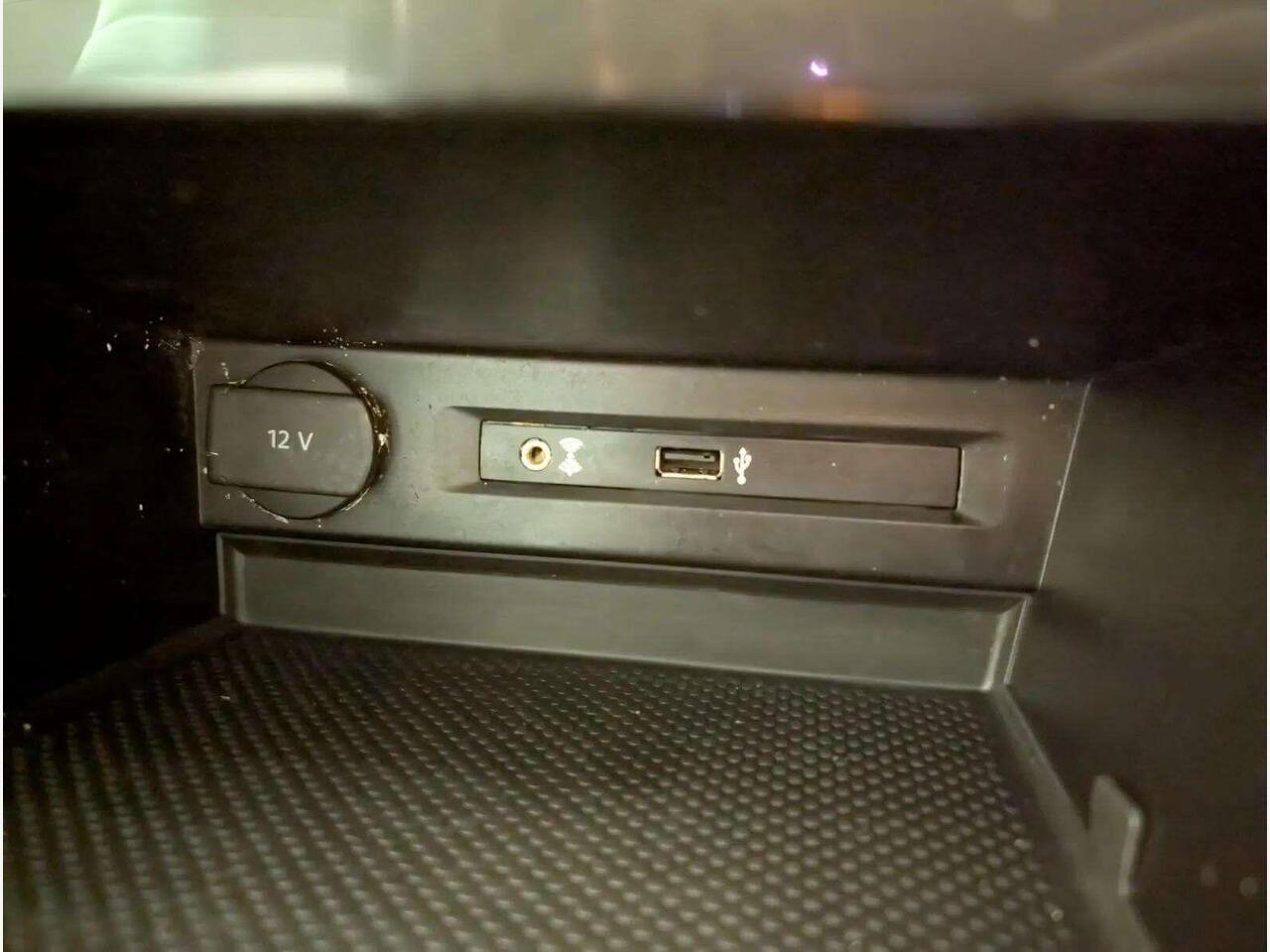 Volkswagen Tiguan KY17PVN