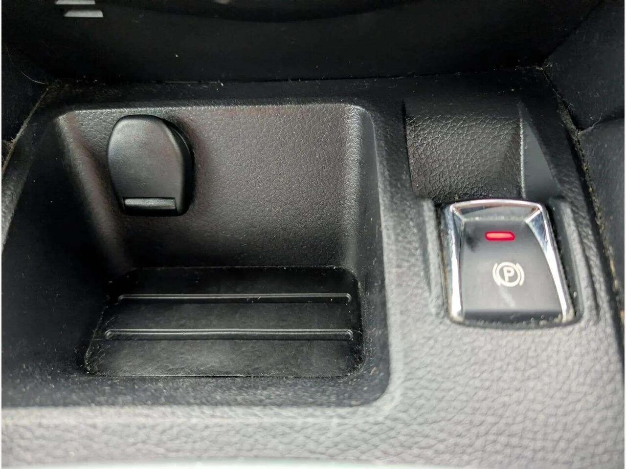 Nissan Qashqai CE17OAV