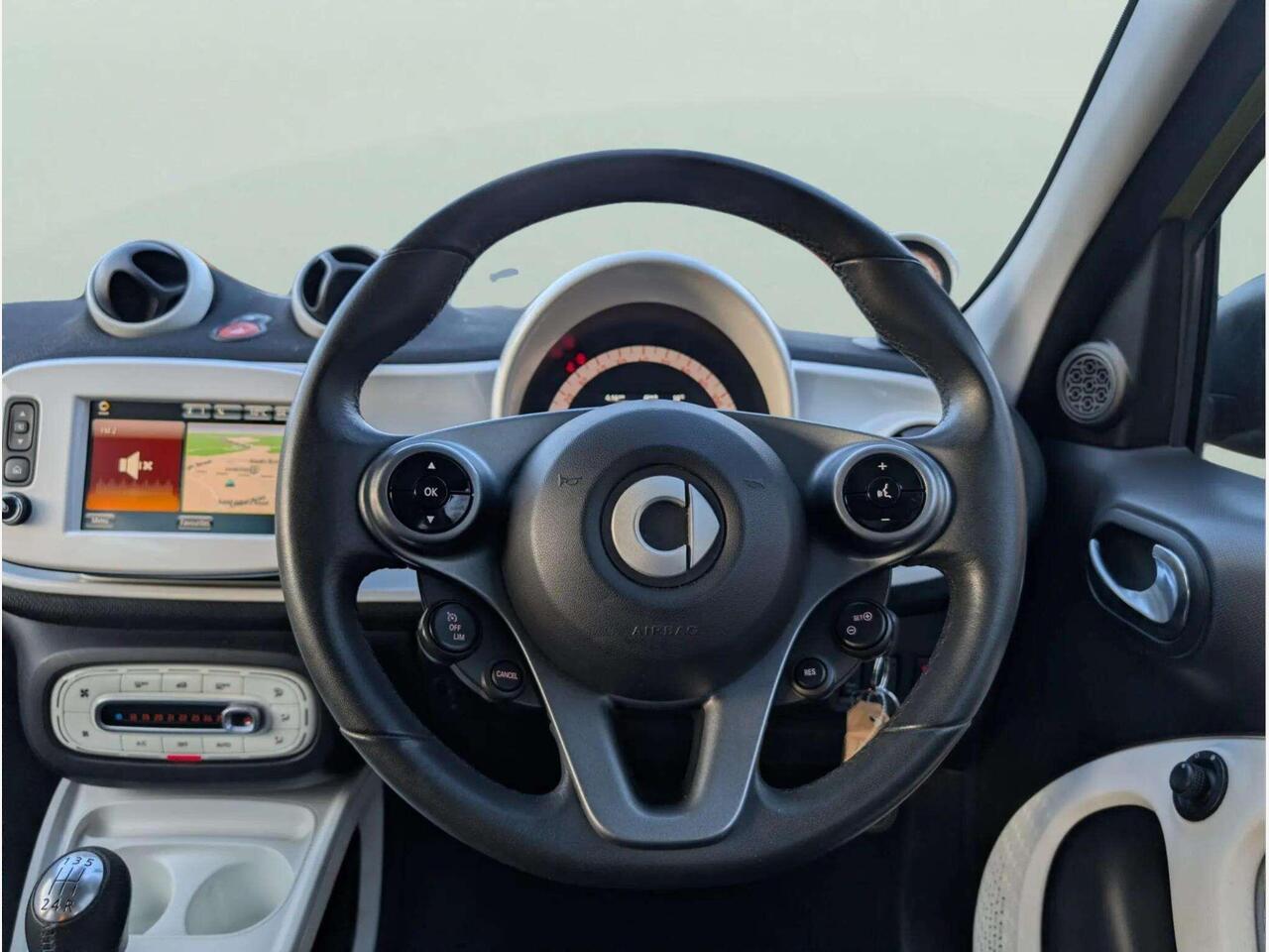 Smart forfour DK15UTP