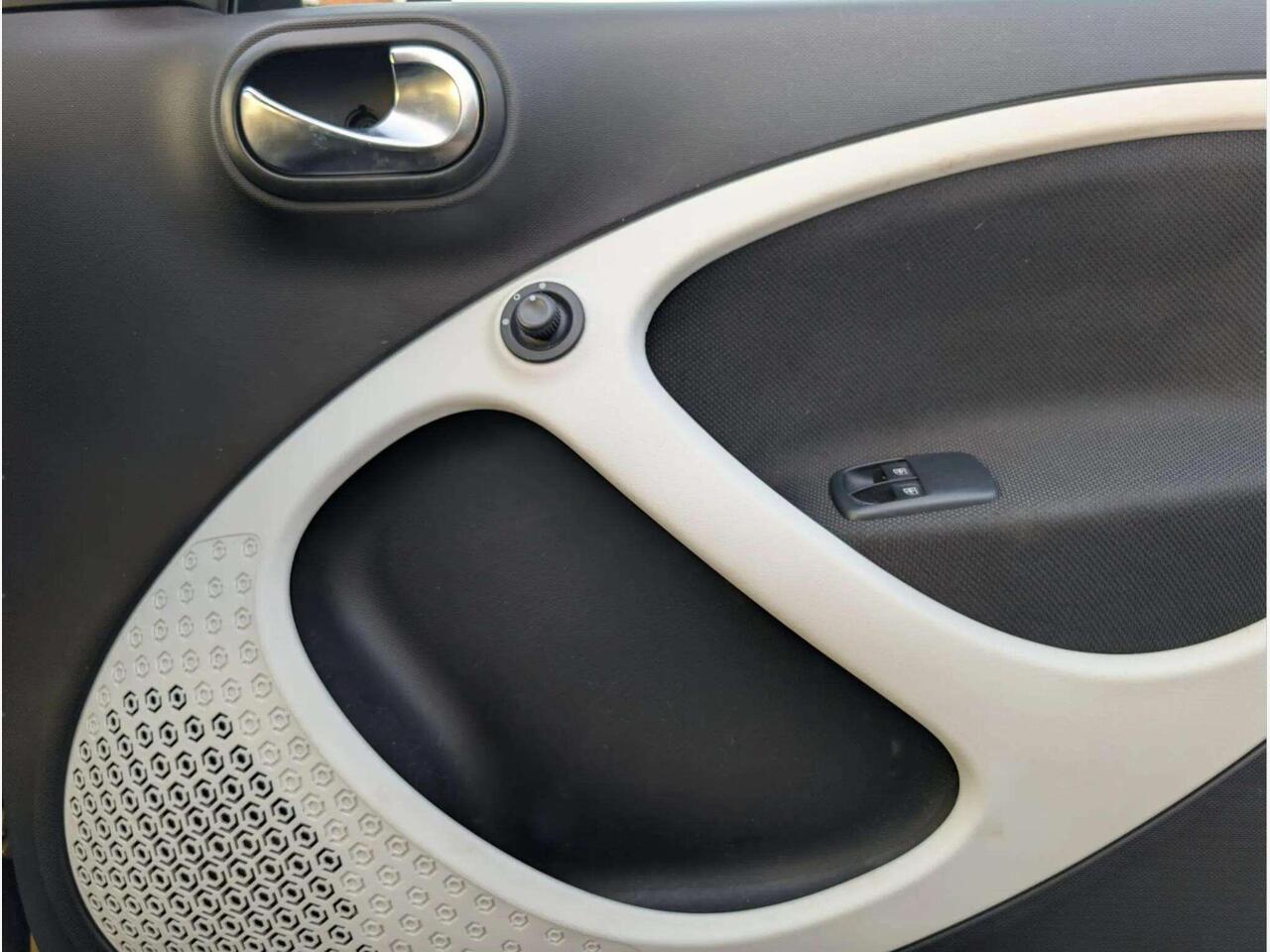 Smart forfour DK15UTP