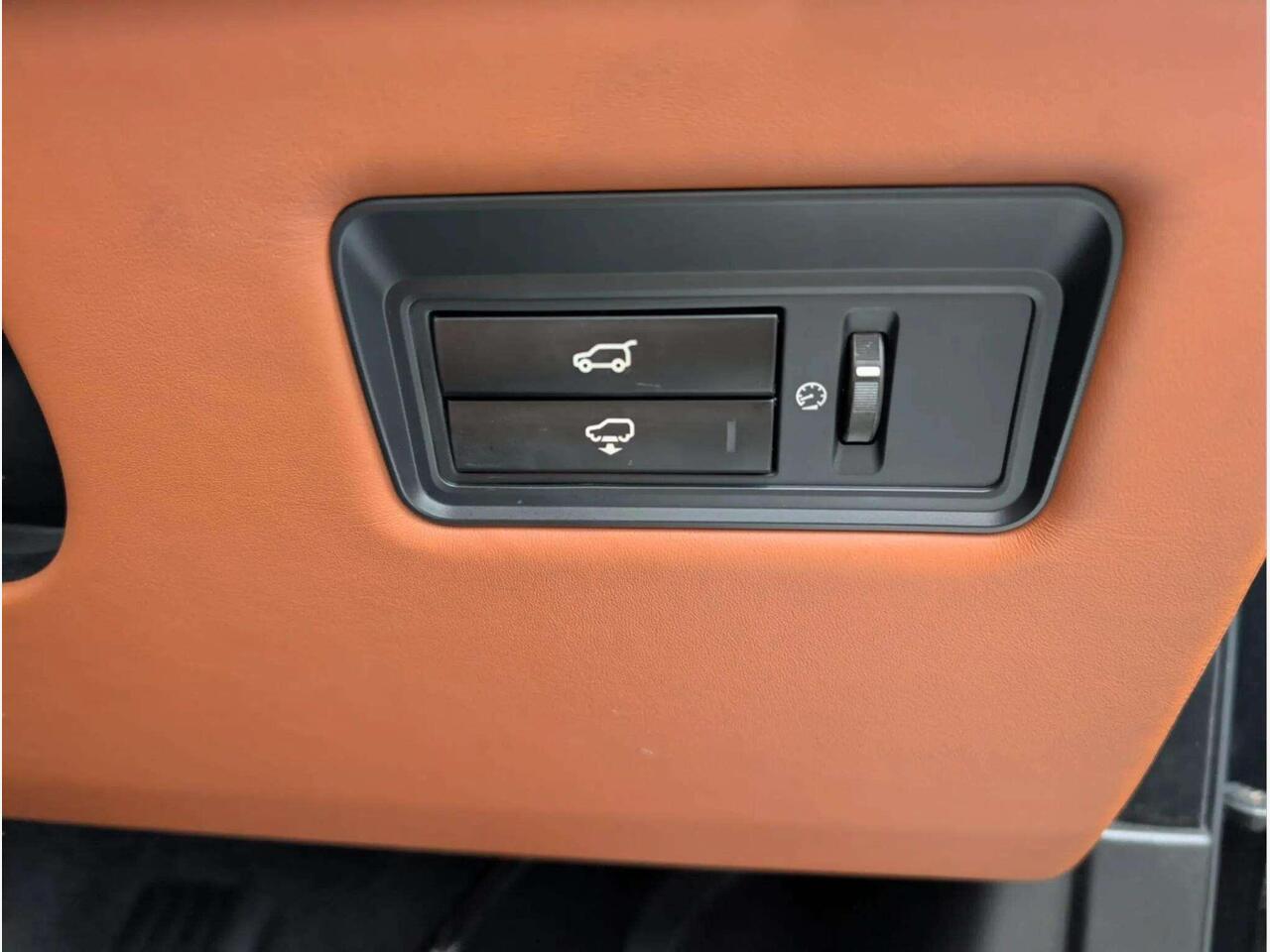 Land Rover Range Rover W9BDN