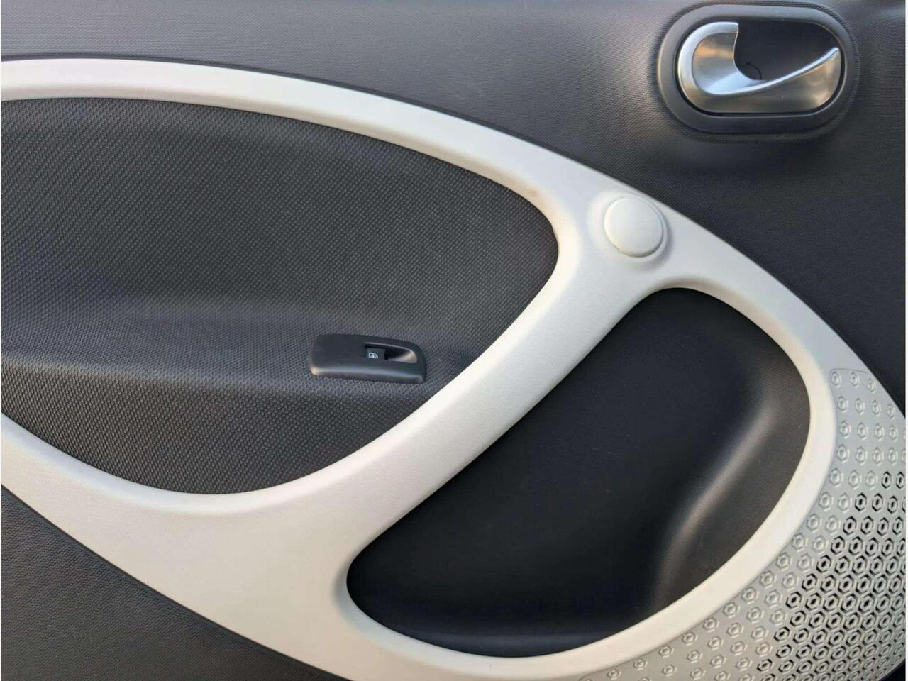 Smart forfour DK15UTP