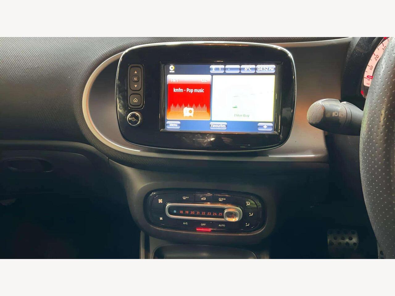 Smart fortwo MW16UZM