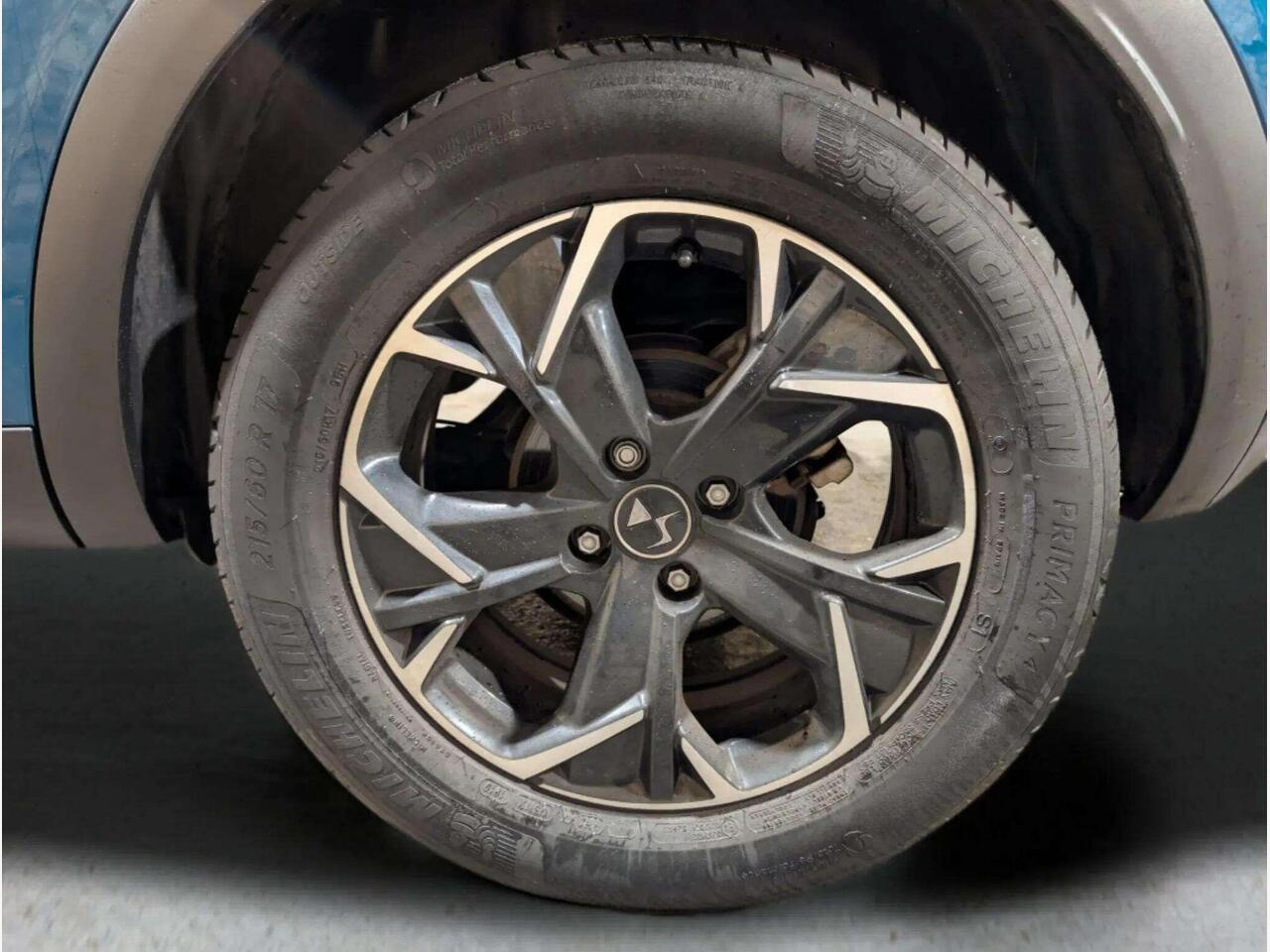 DS AUTOMOBILES DS 3 CROSSBACK KY19JHW DS AUTOMOBILES DS 3 CROSSBACK KY19JHW