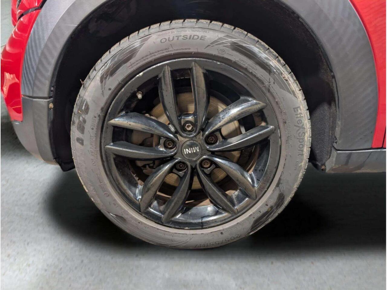 MINI Countryman LS15XMC MINI Countryman LS15XMC